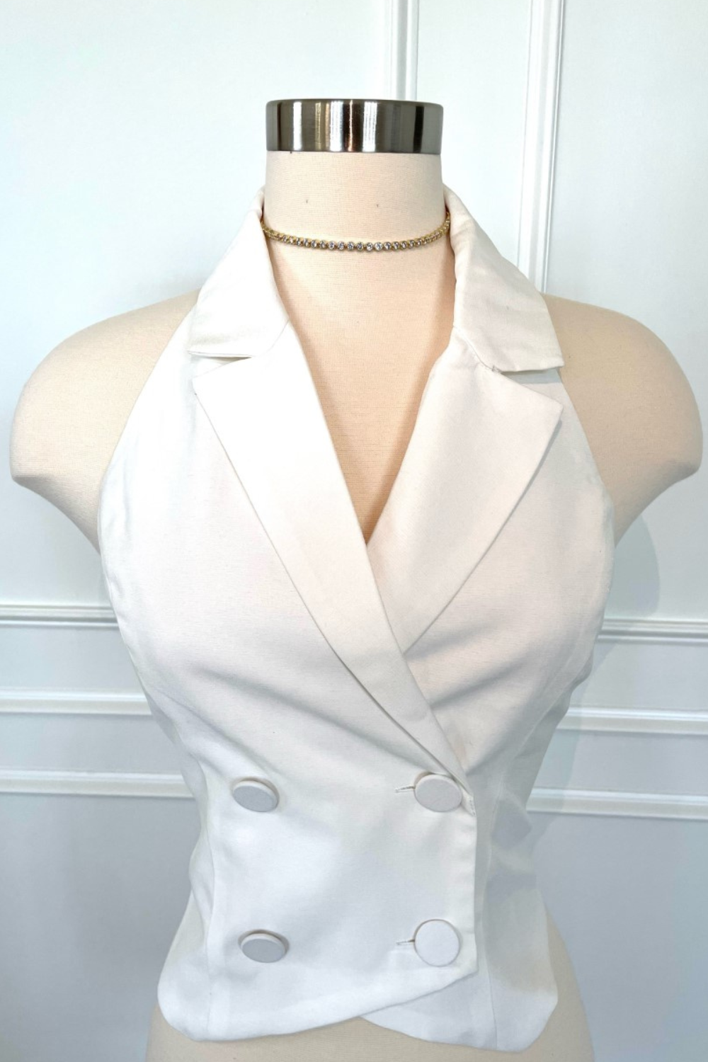 Open back linen buttoned vest