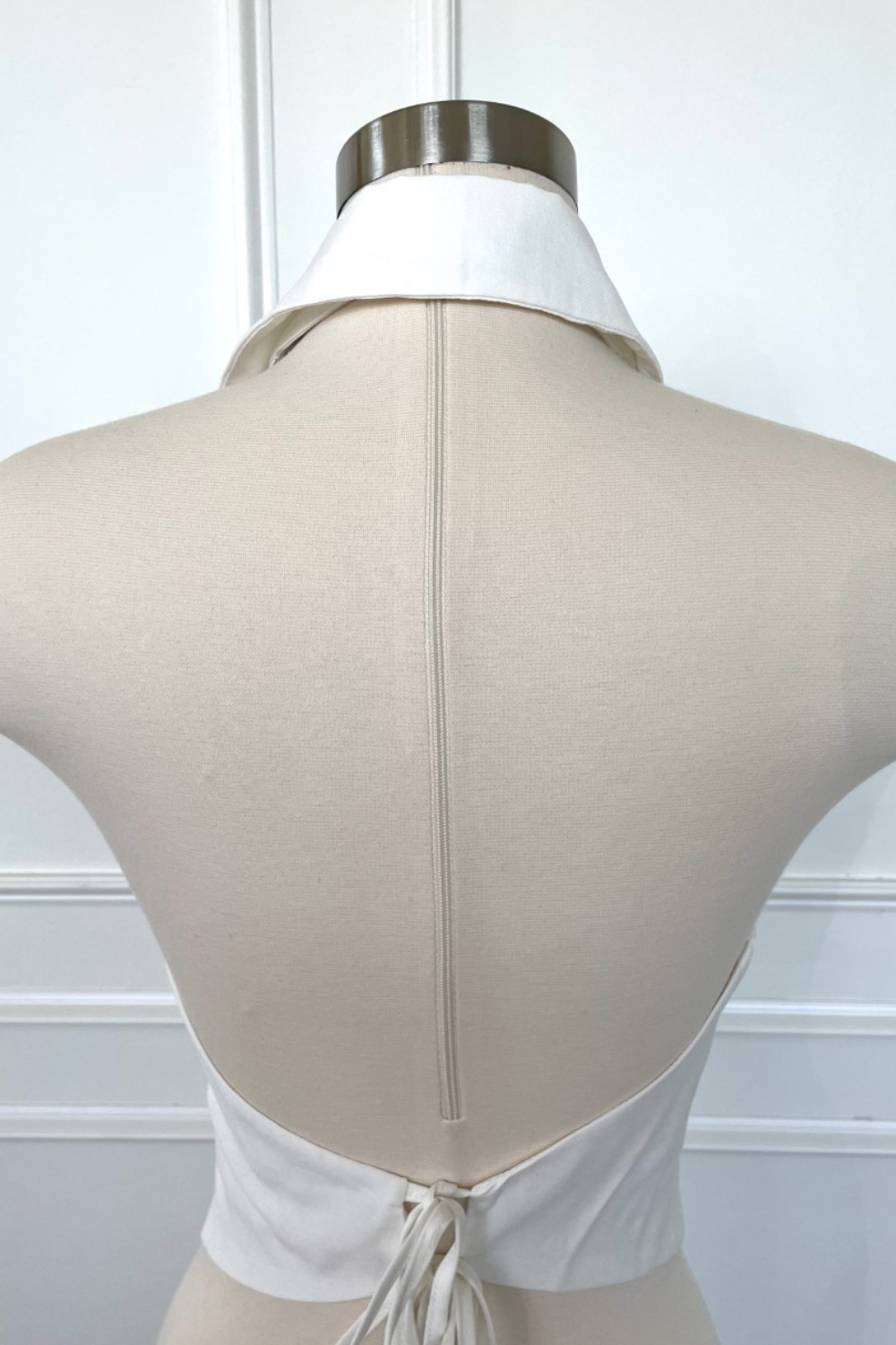 Open back linen buttoned vest