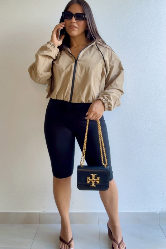 Black capri leggings