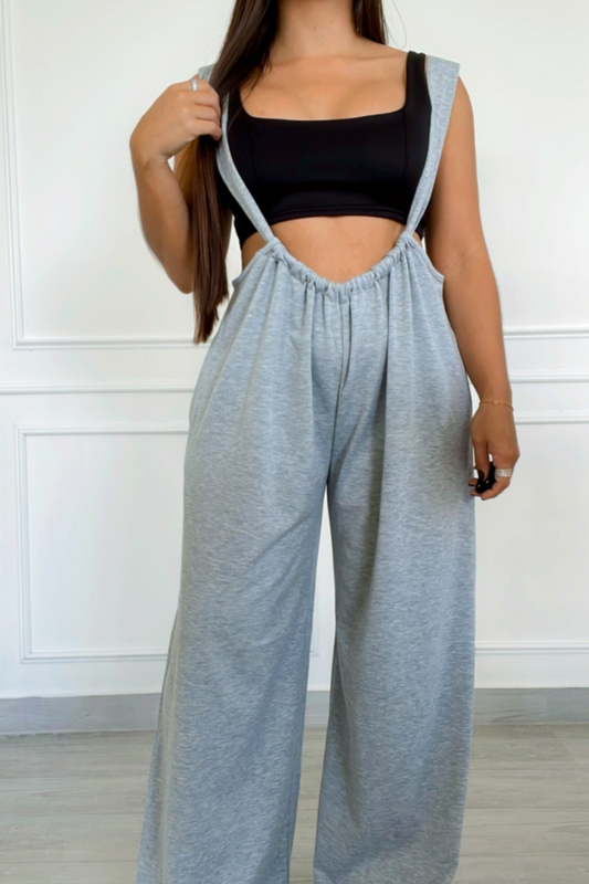 Sporty light gray overall