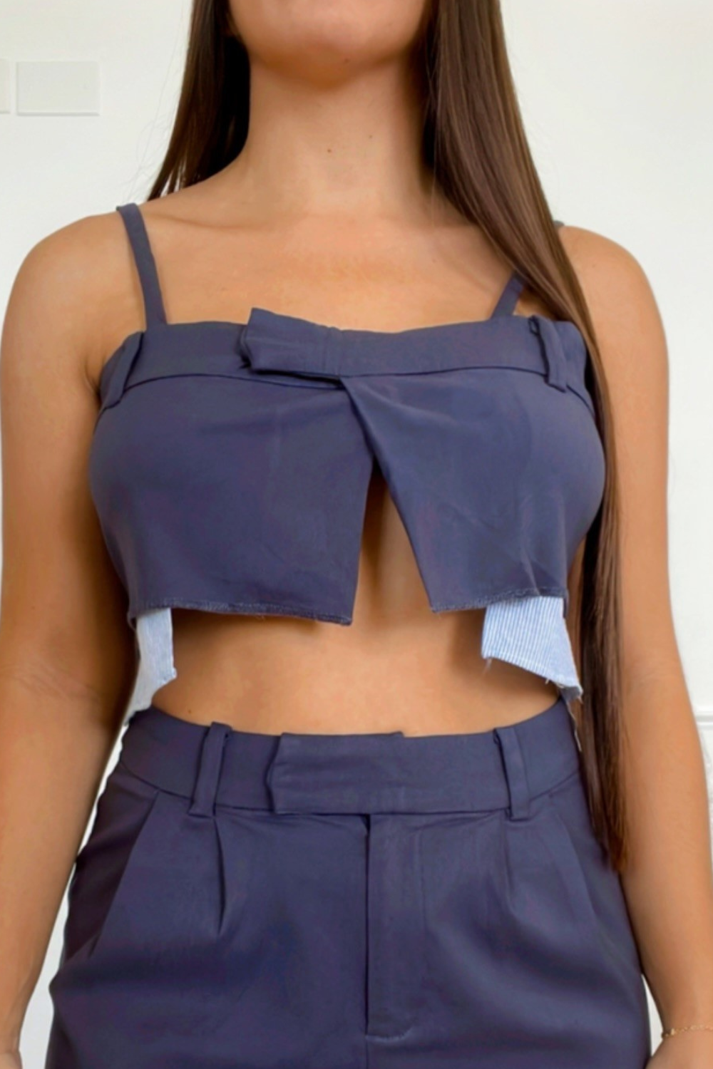 Contemporary crop top (Solo el top)